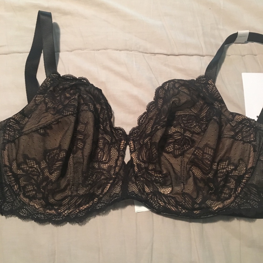 BNWT Calvin Klein Black Lace Underwire Bra - 44C